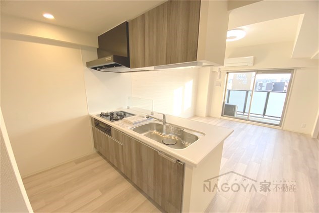 プレサンスTHE新栄 キッチン