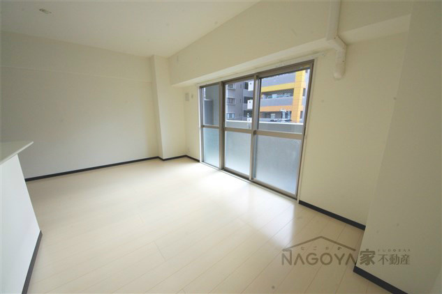 ブリス リビング