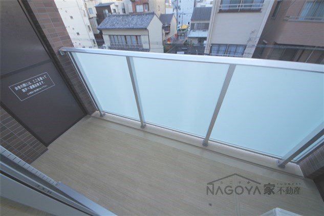 ディアレイシャス大須観音 ベランダ