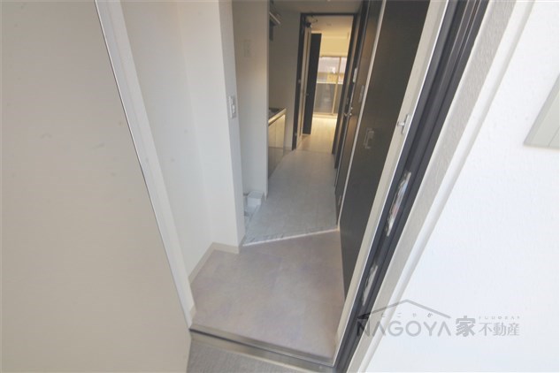 エステムコート名古屋金山サウスゲート 玄関