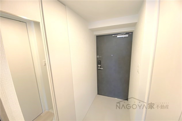 エスリード千種パークフロント 玄関