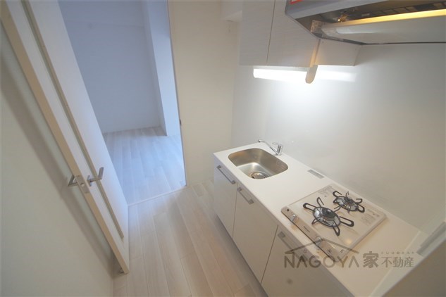 エスリード大須デュオ キッチン