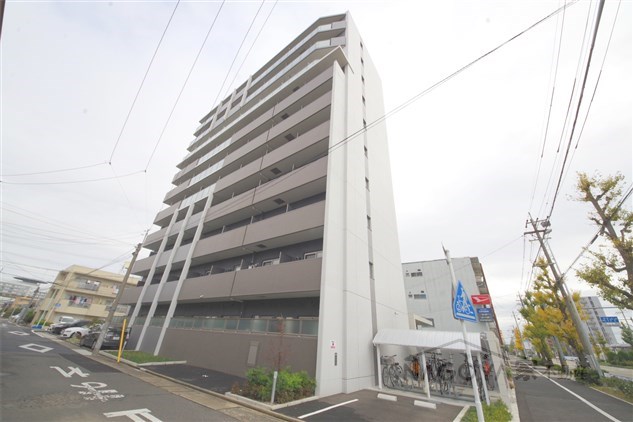 レガーロ 外観