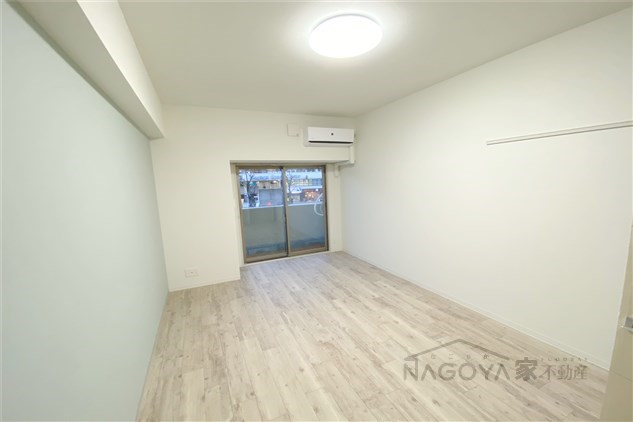 SOU大須 リビング