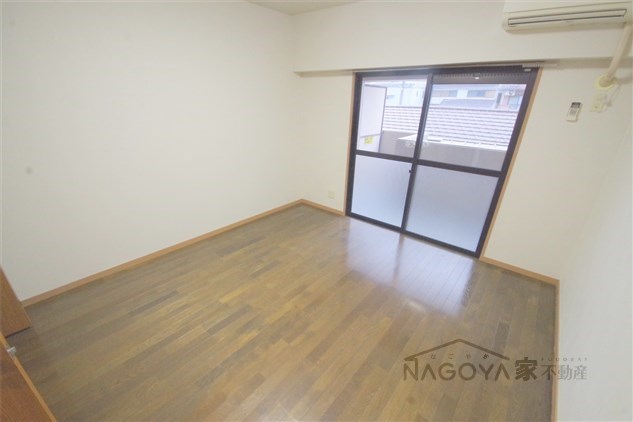 ヴェルディ城木 リビング