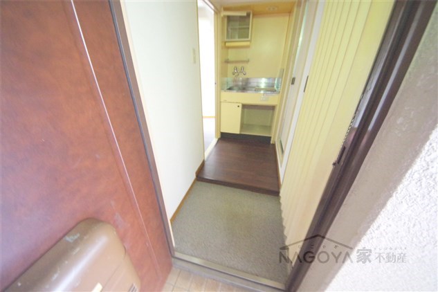 ハイシティ千種 玄関