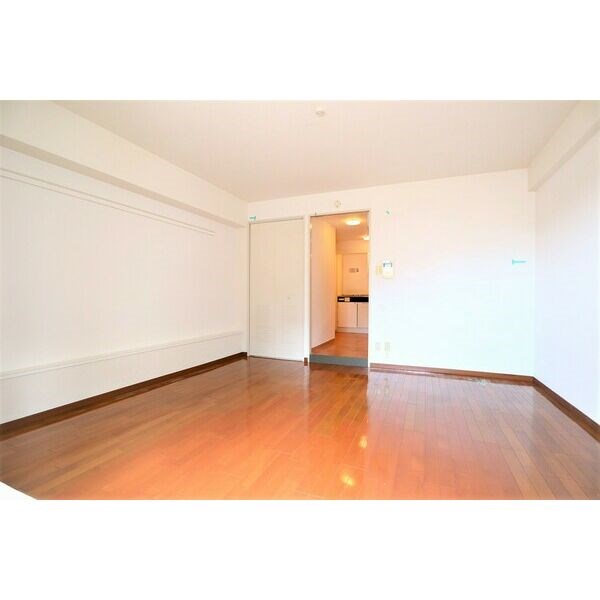 ジョイフル名古屋駅前 リビング