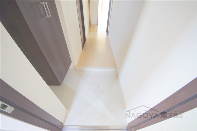 オルソパール伝馬 玄関