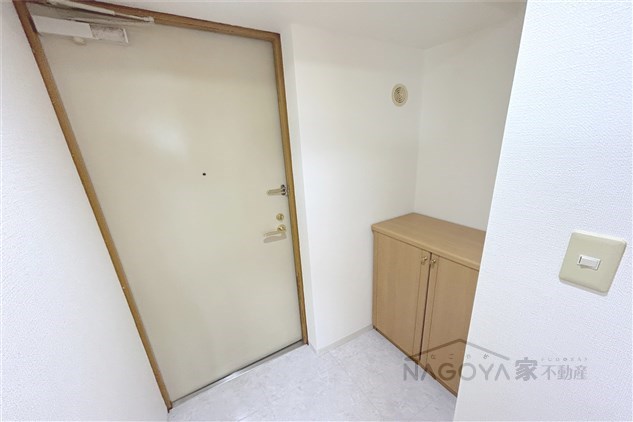 ヴァンキッシュ 玄関