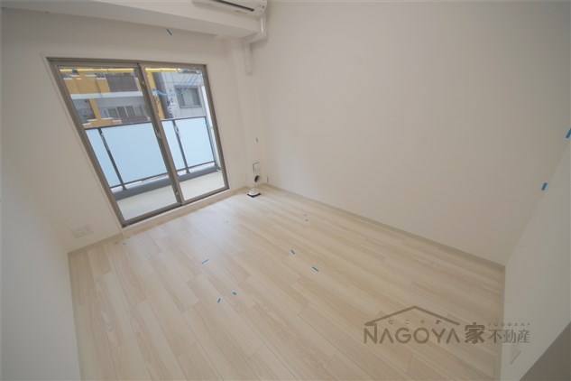 エステムコート名古屋栄プレシャス リビング