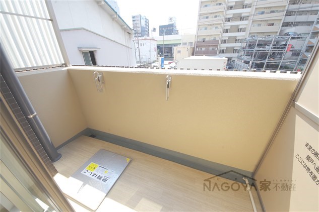 エステムコート名古屋新栄アクシス ベランダ