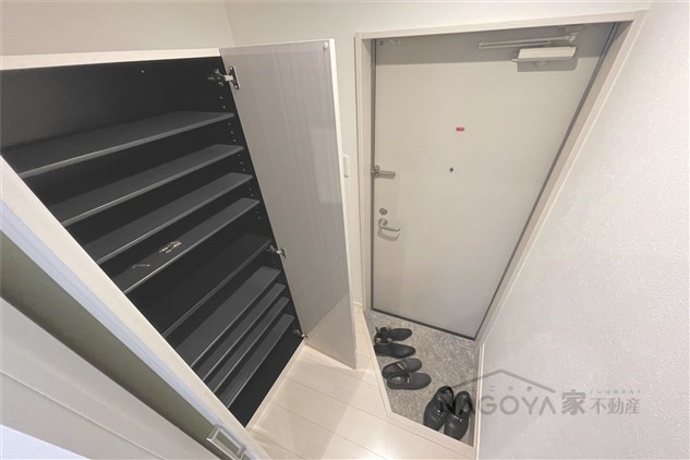 ハーモニーテラス御器所 玄関