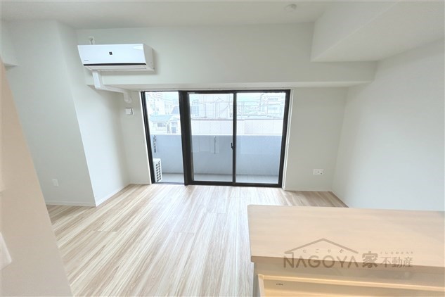 ラグゼナ浄心 リビング