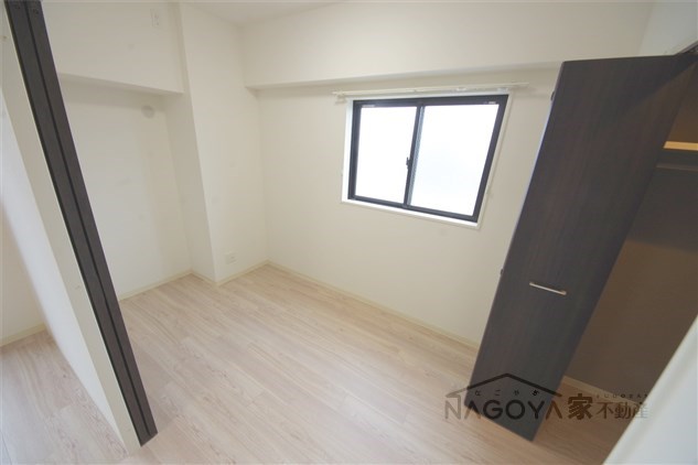 GRANDUKE代官町reverso ベッドルーム