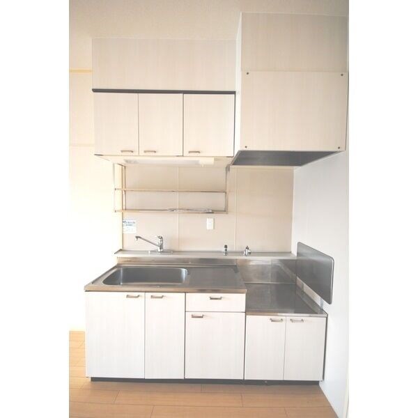 ファミール八代 キッチン