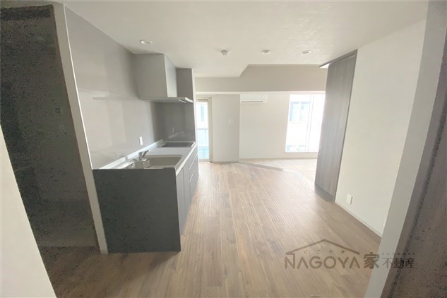 レジデンスT・L新栄 リビング