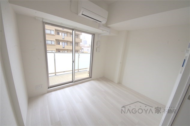 エスリード金山エクセア リビング