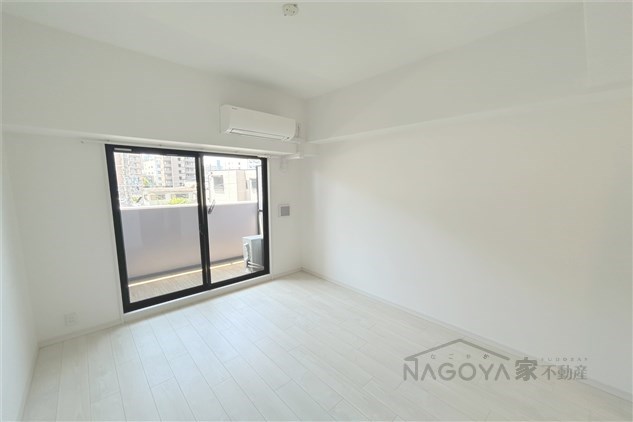 S-RESIDENCE浄心 リビング