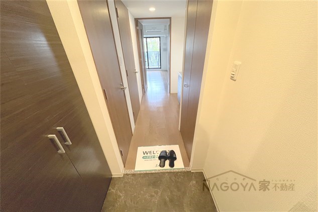 プレミアム大須 玄関