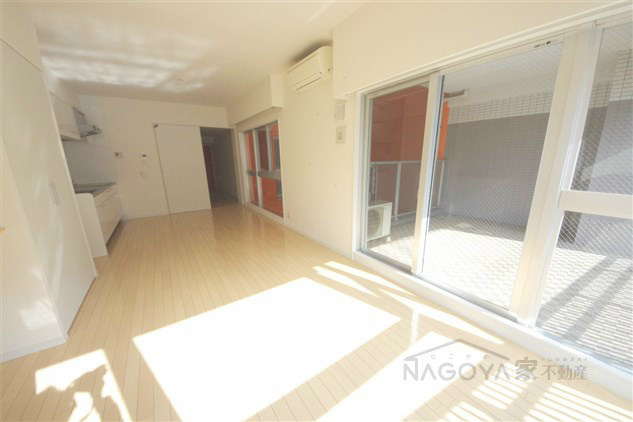 エスティメゾン葵 リビング