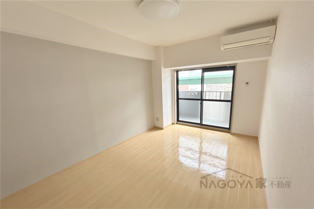 クレスト泉 リビング