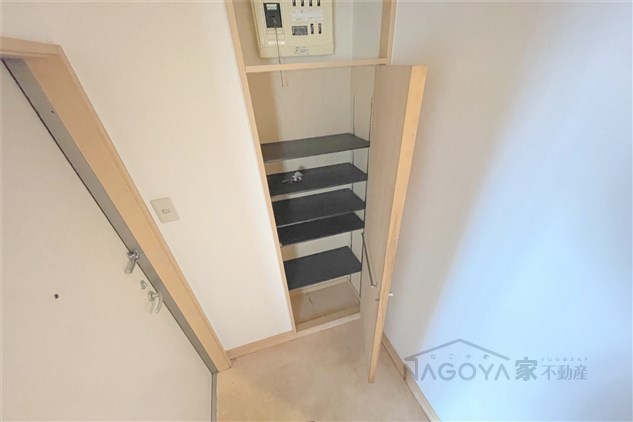 ハイツグランベル 玄関