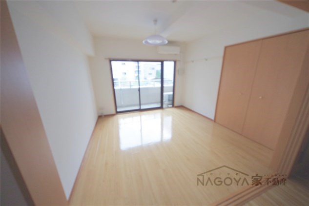 サンマルノウチビル ベッドルーム