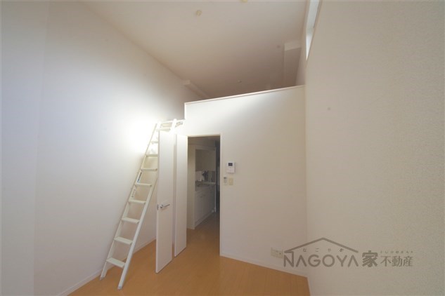 ＬＵＭＩＮＯＵＳ矢田 ベッドルーム