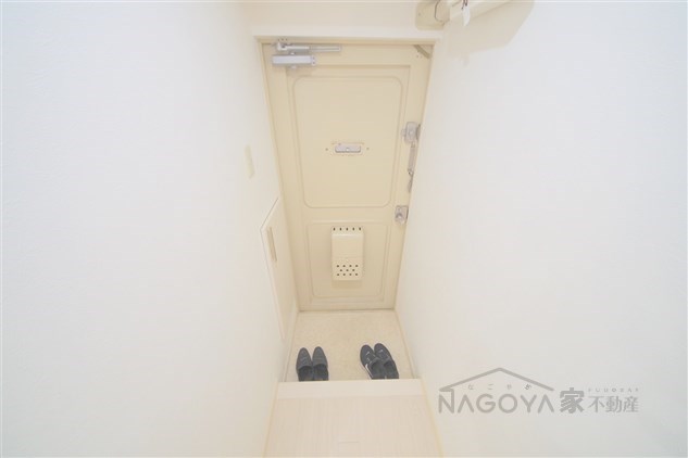 サンクレスト覚王山 玄関