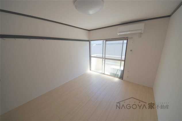 サンクレスト覚王山 リビング