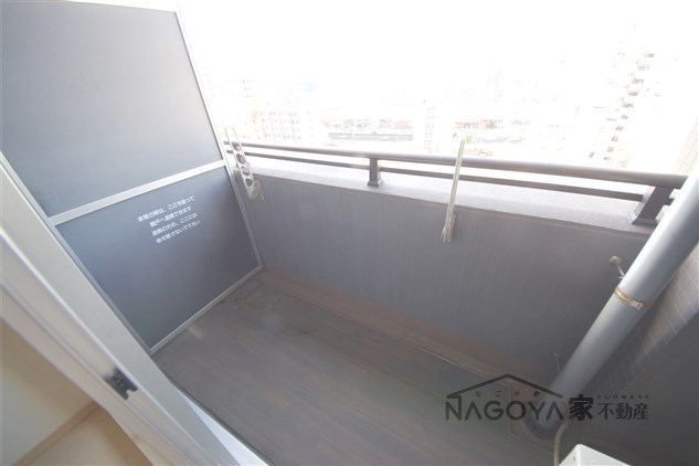 ドゥーエ大須 ベランダ