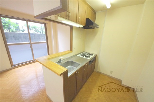 サンドリヨンゴキソ キッチン