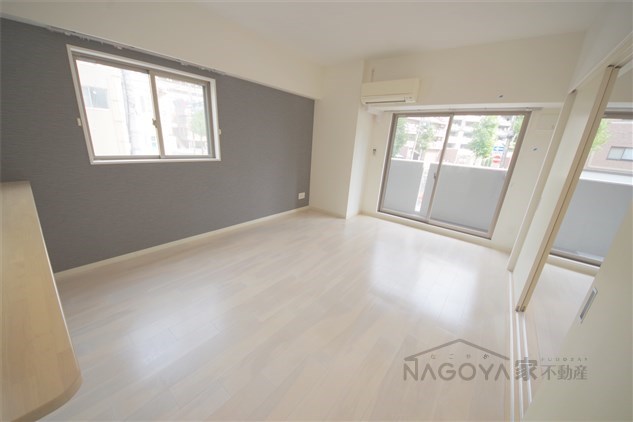 Live Flat上前津 リビング