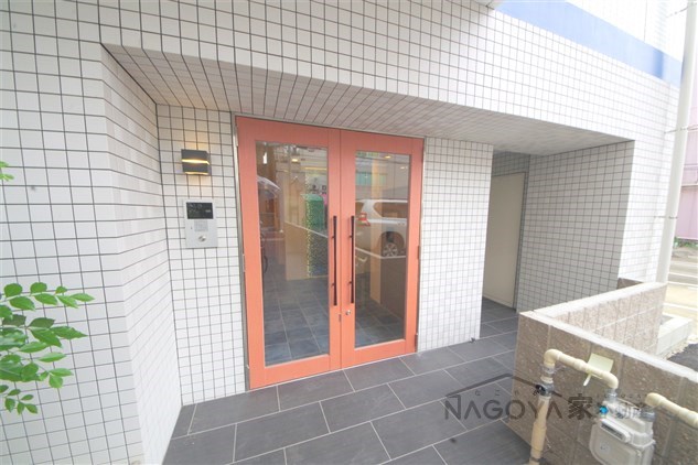 Casa Avenue Ikeshita エントランス