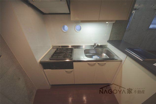 ＭＩＬＥＳ　ＴＯＮＥＳ その他7