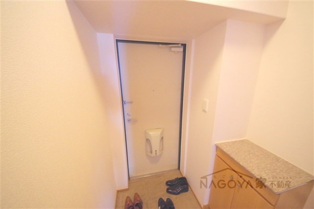 グランツ東別院 玄関