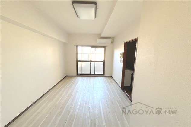 ヒルズ花の木 リビング