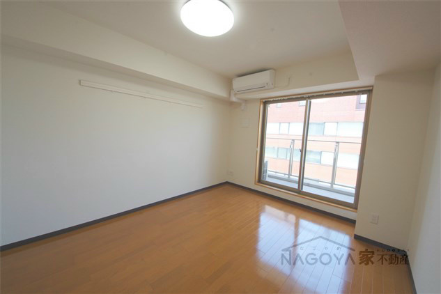 アーバンフラッツ伏見 リビング