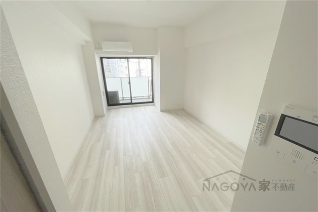 S-RESIDENCE東別院 リビング