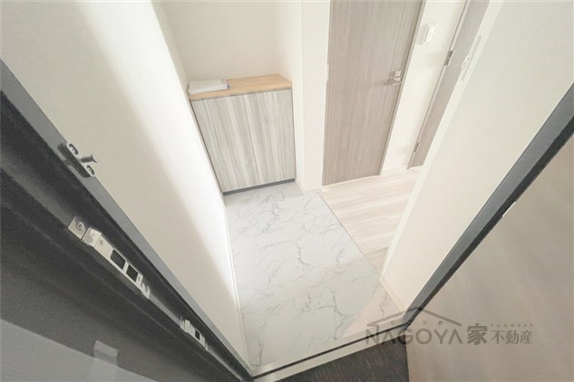 S-RESIDENCE東別院 玄関