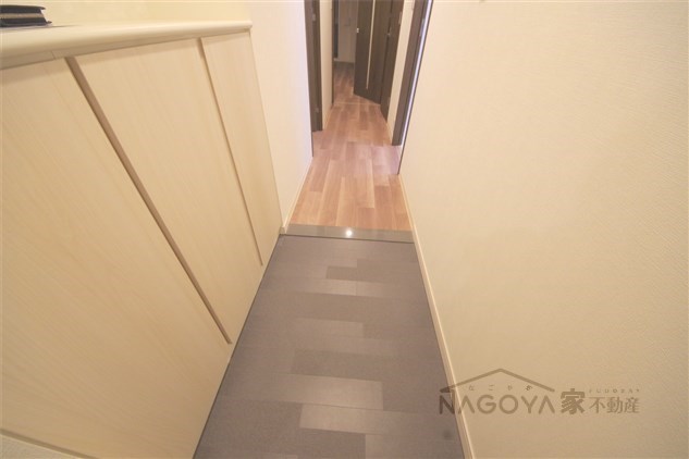 S-RESIDENCE茶屋ヶ坂East 玄関