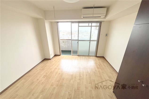 レジデンスカープ名古屋 リビング