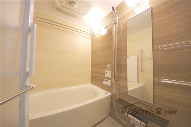 プレサンスグラン栄THE　TOWER 風呂画像