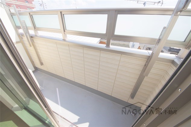 アビターレ新出来 ベランダ