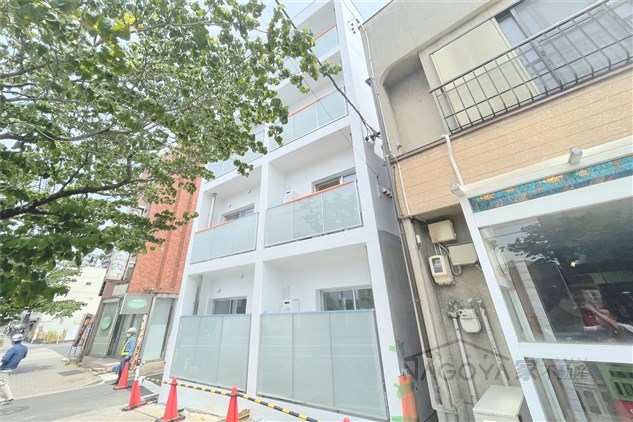 RESENCE　CHIKUSA 外観