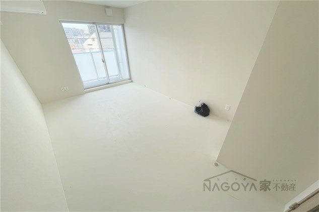 RESENCE　CHIKUSA リビング