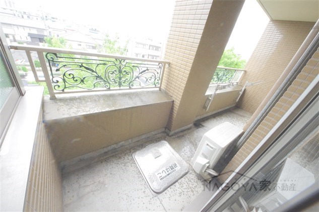 ＦＪ日進通 ベランダ