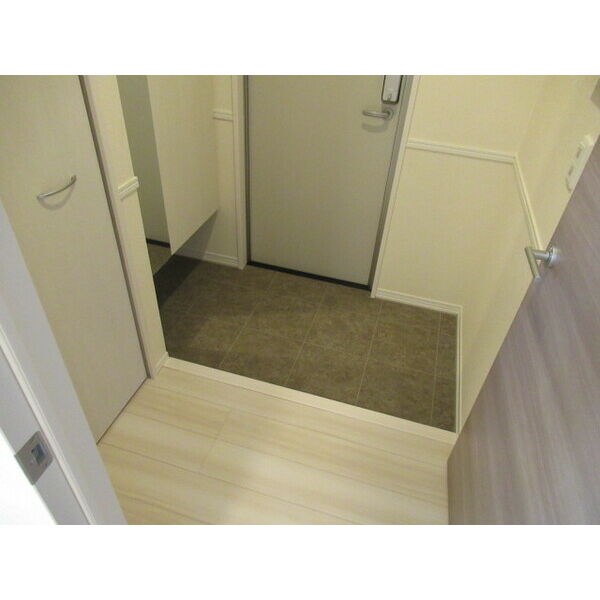 D-room名駅E棟 玄関