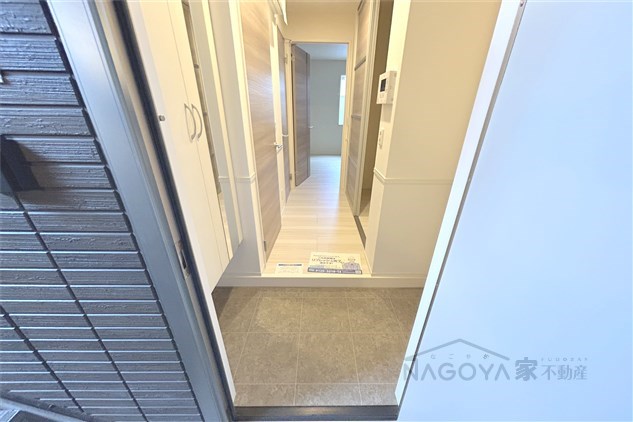 D-room名駅B棟 玄関