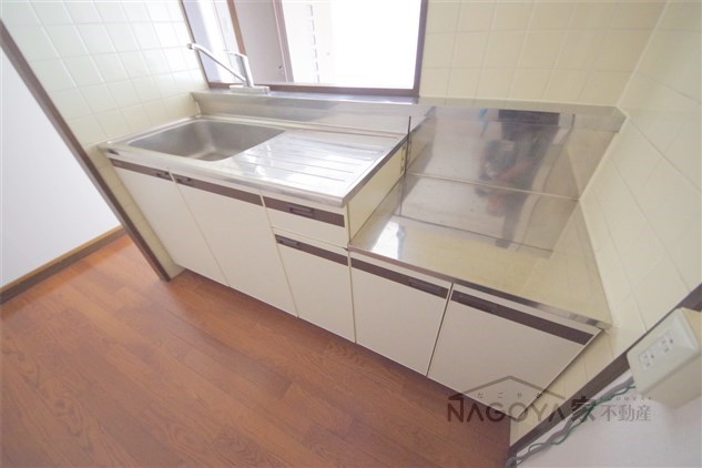 アーバン佐々木３６ キッチン